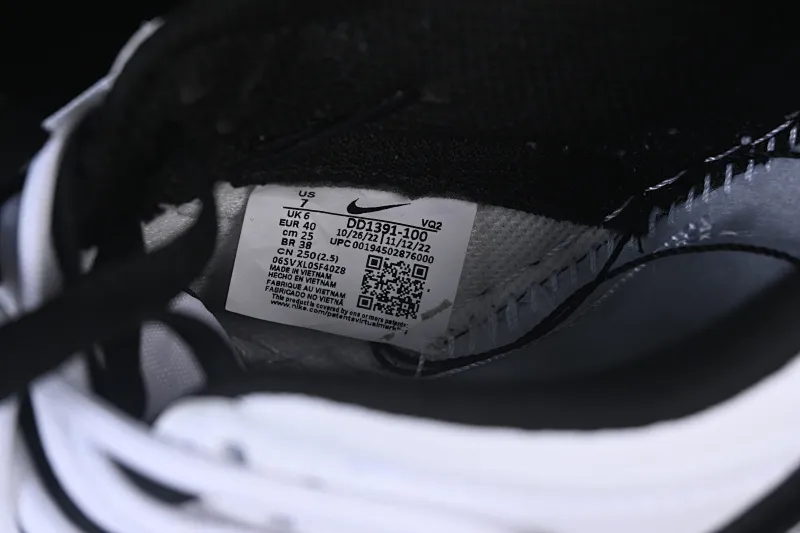 All categories Nk SB Dunk Series Nk SB Dunk Low High-end customized low-top sneakers Nike SB Dunk Low strap customization low-top casual sneakers DD1391-100